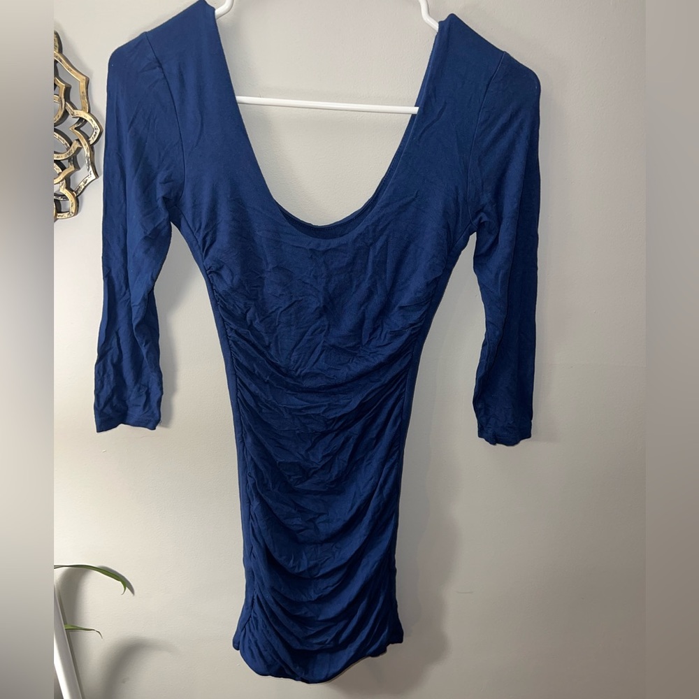 Dark blue scoop neck mini mermaid dress, size medium.